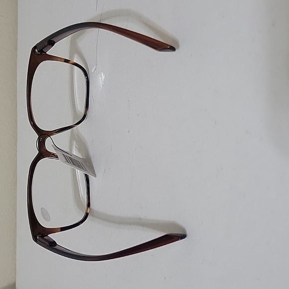 Reader - Picture 3 of 3